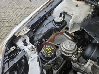 Ford Mondeo 1.6 Ti 16V Combi/o  Benzine 1.596cc 92kW (125pk) FWD picture 12