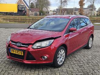Avarii autoturisme Ford Focus 1.6 SCTi 16V Combi/o  Benzine 1.596cc 110kW (150pk) FWD 2012/1