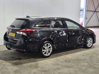 škoda osobní automobily Toyota Auris 1.8 16V Hybrid Combi/o  Elektrisch Benzine 1.798cc 100kW (136pk) FWD 2015/12