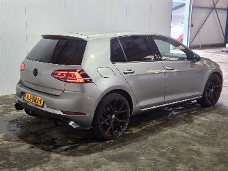 Vaurioauto  passenger cars Volkswagen Golf 1.2 TSI 16V Hatchback  Benzine 1.197cc 63kW (86pk) FWD 2013/3