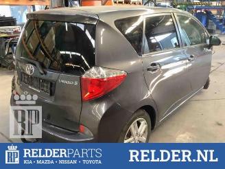 Toyota Verso S Verso S, MPV, 2010 / 2016 1.33 16V Dual VVT-I picture 5