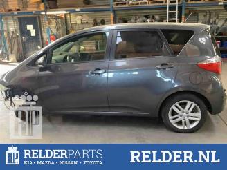Toyota Verso S Verso S, MPV, 2010 / 2016 1.33 16V Dual VVT-I picture 2