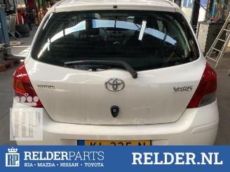 Toyota Yaris Yaris II (P9), Hatchback, 2005 / 2014 1.0 12V VVT-i picture 4