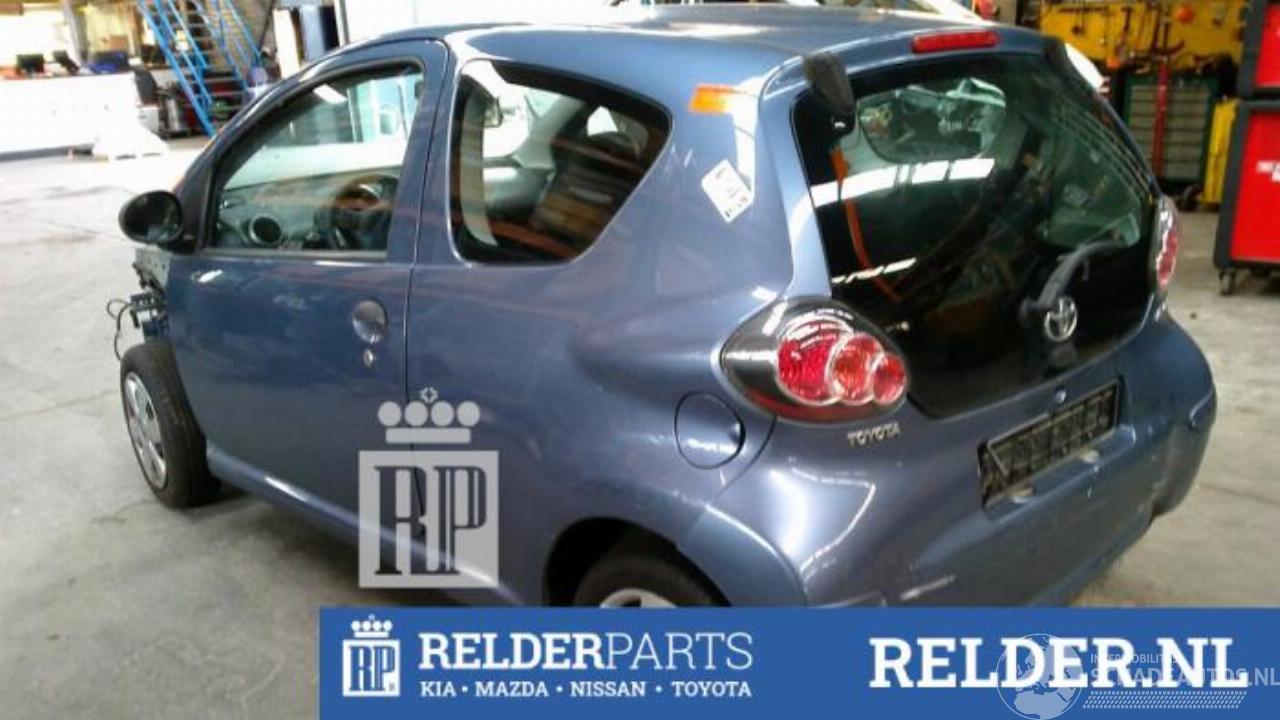 Toyota Aygo Aygo (B10), Hatchback, 2005 / 2014 1.0 12V VVT-i