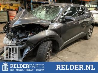 demontáž osobní automobily Toyota C-HR C-HR (X1,X5), SUV, 2016 2.0 16V Hybrid 2020/10