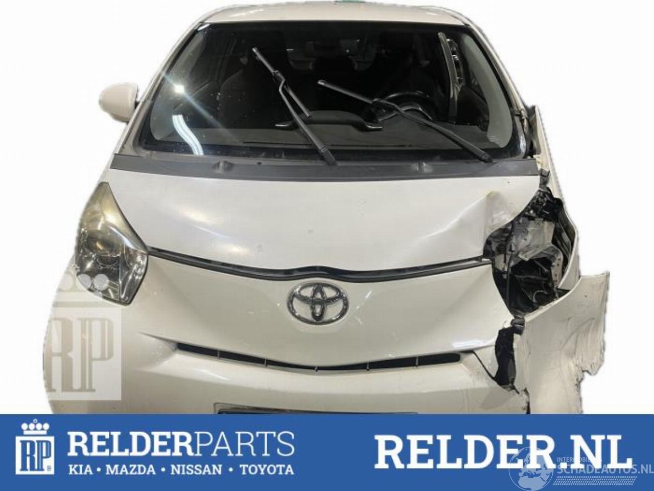 Toyota iQ iQ, Hatchback 3-drs, 2009 / 2015 1.0 12V VVT-i