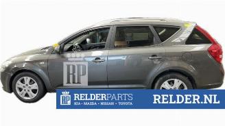 Kia Cee d Cee'd Sporty Wagon (EDF), Combi, 2007 / 2012 1.4 16V picture 3