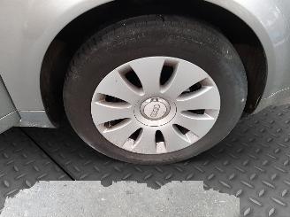 Audi A4 Avant 1.9 TDI picture 22