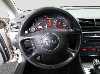 Audi A4 Avant 1.9 TDI picture 10