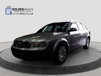 krockskadad bil auto Audi A4 Avant 1.9 TDI 2005/1