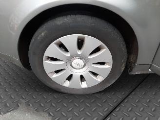 Audi A4 Avant 1.9 TDI picture 19