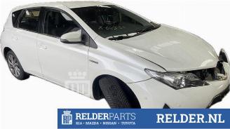 Dezmembrări autoturisme Toyota Auris Auris (E18), Hatchback 5-drs, 2012 / 2019 1.8 16V Hybrid 2013/1