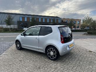 Volkswagen Up! 1.0 high up! Pano picture 4