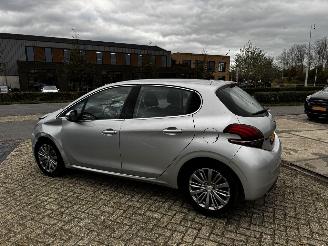 Peugeot 208 1.2 Allure 26.169 KM !! picture 6