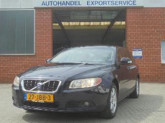 Unfallwagen Volvo V-70 2.0D Limited Edition 136pk, Navi, Leer, Climate & Cruise control 2009/4