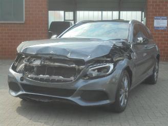 Voiture accidenté Mercedes C-klasse C 220 T 4Matic 125kw Automaat, Panorama, Leer, Navi 2018/2