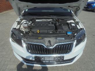 Skoda Superb 2.0 TDI Ambition Business, Panorama, Navi, DAB+, Climate & Cruise picture 18