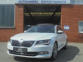 Auto incidentate Skoda Superb 2.0 TDI Ambition Business, Panorama, Navi, DAB+, Climate & Cruise 2016/9