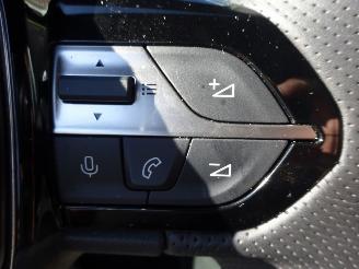 Peugeot 308 SW 1.2 Hybrid 136 e-DCS6 GT picture 23