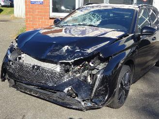 Peugeot 308 SW 1.2 Hybrid 136 e-DCS6 GT picture 6