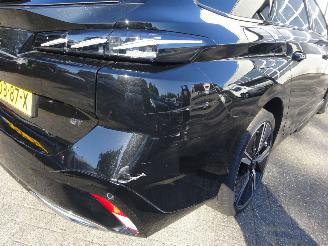 Peugeot 308 SW 1.2 Hybrid 136 e-DCS6 GT picture 14