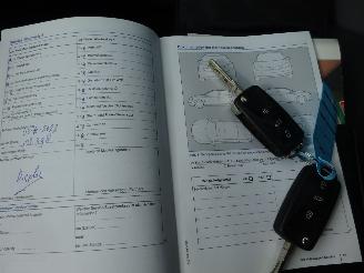 Volkswagen Golf Cabrio 1.6 TDI Life, Climate & Cruise, Navi, Stoelverw. picture 19