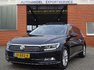 damaged passenger cars Volkswagen Passat Variant 1.6 TDI Highline, Panorama, Leer/alca, DAB+, Navi, 3 zone Airco 2016/6
