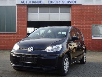 krockskadad bil auto Volkswagen Up! 48kw Euro6-d, Airco, Lane assist, DAB+ MMS 2023/4