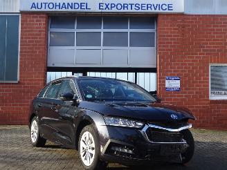 Schadeauto Skoda Octavia E-Tech 1.5i 110kw Hybride 2024/6