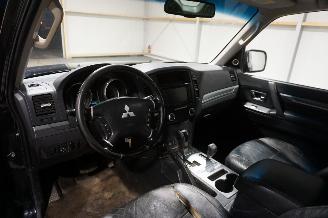 Mitsubishi Pajero 3.2 DID 125kW Automaat Invite High Roof AT HRV picture 14