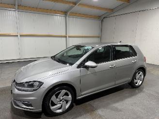 Volkswagen Golf 1.0TSI 63kW Navi Airco Trendline picture 9