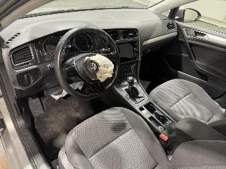 Volkswagen Golf 1.0TSI 63kW Navi Airco Trendline picture 33