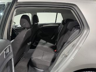 Volkswagen Golf 1.0TSI 63kW Navi Airco Trendline picture 39