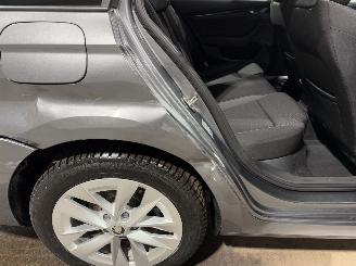 Skoda Octavia 1.4TSI 110kW iV Automaat PHEV Business Edition picture 36