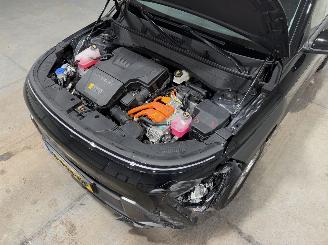 Hyundai Kona 1.6GDI 77kW Automaat  HEV Comfort picture 27