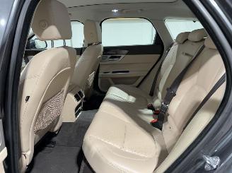 Jaguar XF 2.0D 132kW Automaat Camera Prestige Sportbrake picture 37