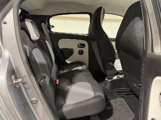 Renault Twingo 1.0SCE 52kW Collection picture 29