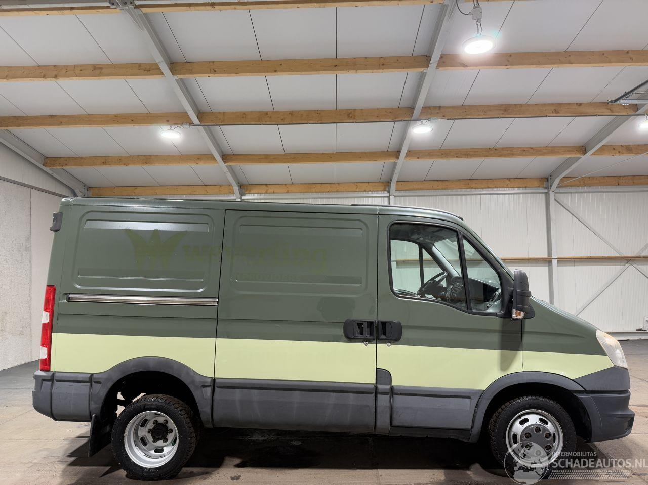 Iveco Daily 3.0D 35C 125kW Automaat Dubbellucht 17V 300