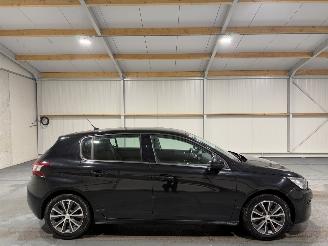 škoda osobní automobily Peugeot 308 1.2 PureTech 81kW Blue Lease Clima 2016/12