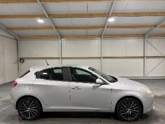 škoda osobní automobily Alfa Romeo Giulietta 2.0JTDm 125kW Clima Distinctive 2011/1