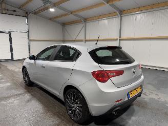 Alfa Romeo Giulietta 2.0JTDm 125kW Clima Distinctive picture 12