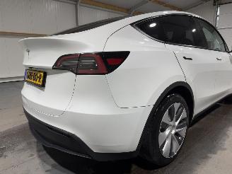 Tesla Model Y RWD 58kWh 175kW picture 21