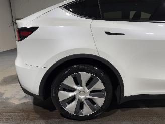 Tesla Model Y RWD 58kWh 175kW picture 18