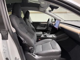 Tesla Model Y RWD 58kWh 175kW picture 32