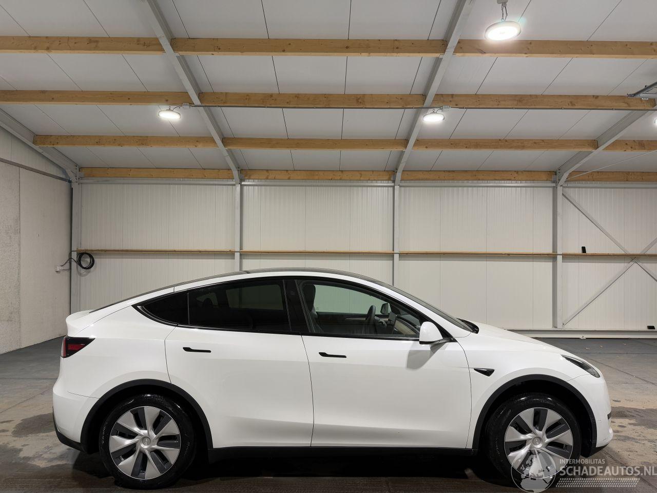 Tesla Model Y RWD 58kWh 175kW