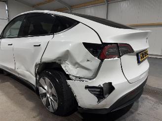 Tesla Model Y RWD 58kWh 175kW picture 19