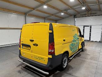 Mercedes eVito 66kWh 85kW Automaat Camera picture 6