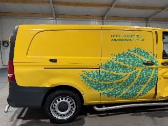 Mercedes eVito 66kWh 85kW Automaat Camera picture 29
