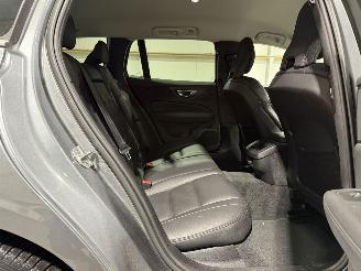 Volvo V-60 2.0B3 120kW Automaat Momentum Advantage picture 21