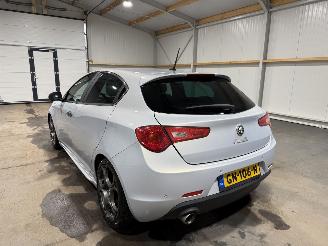 Alfa Romeo Giulietta 1.6 JTDM 77kW Navi Airco Exclusive picture 7